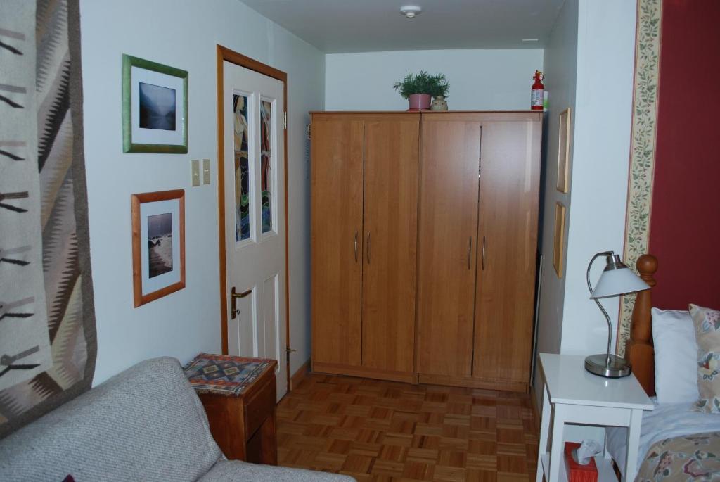B&B Pinorama Sutton Bilik gambar